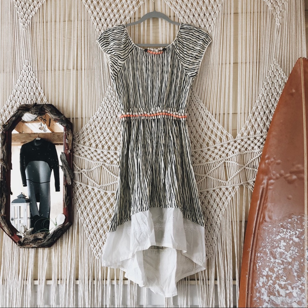 SOLD Cute Anthropologie Dress